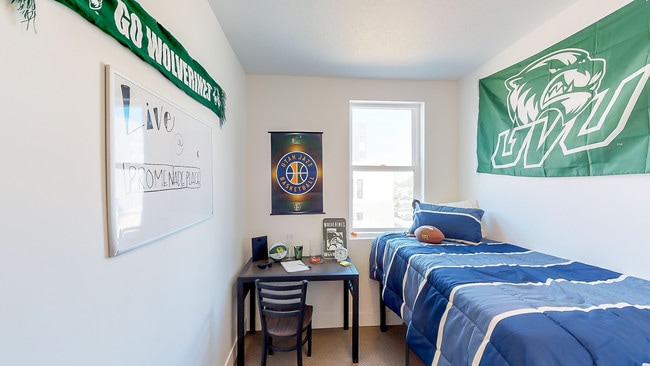 Building Photo - Promenade Place - Student Living