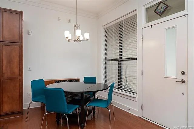 Foto del edificio - 3206 Noda Blvd