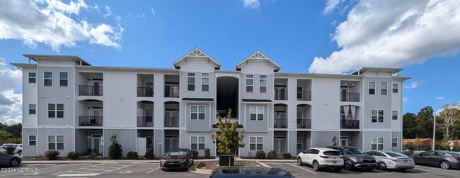 Building Photo - 5614 Lucas Ct