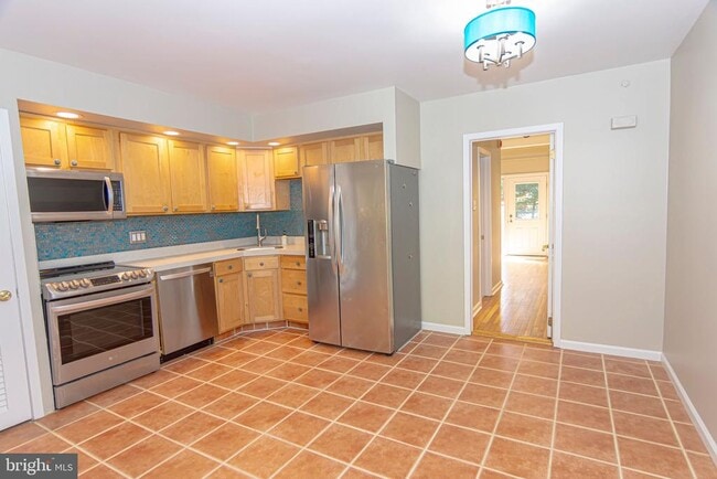 Building Photo - 20A Oscar Hammerstein Way