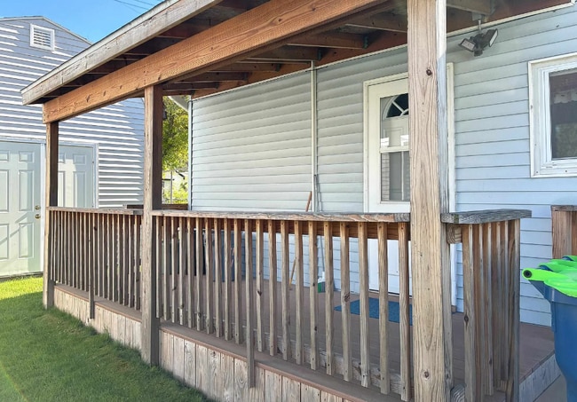 Building Photo - 403 Polk St