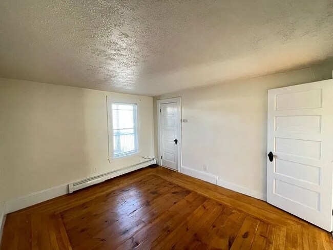 Foto del edificio - 214 Kelley St