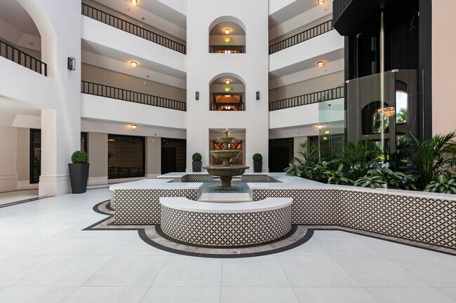 Foto del edificio - 120 SE 5th Ave