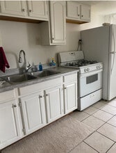 Building Photo - 137 Mill St