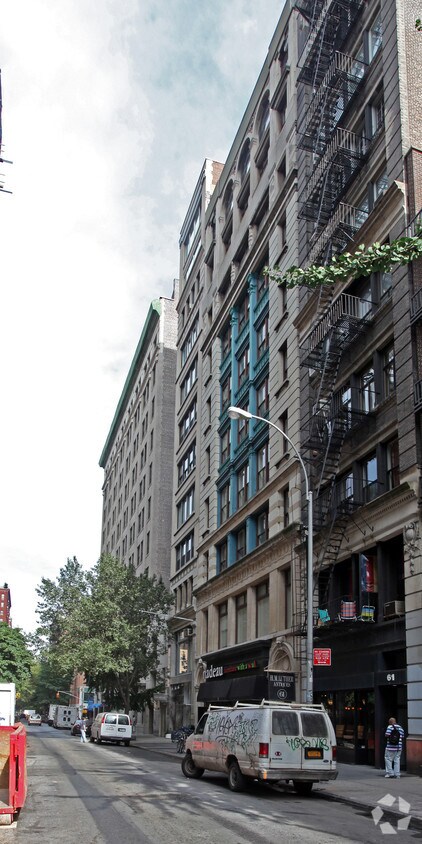 Building Photo - 55 E 11th St