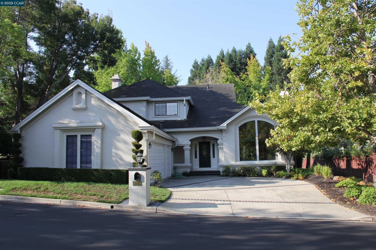 Foto principal - 4106 Quail Run Dr