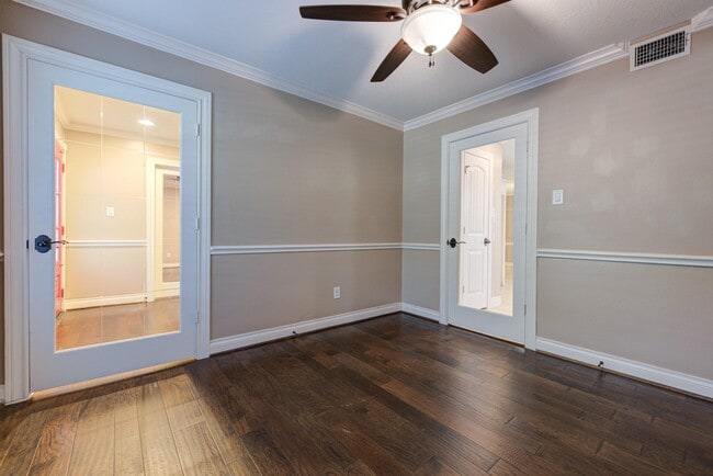 Building Photo - 607 Ellingham Dr