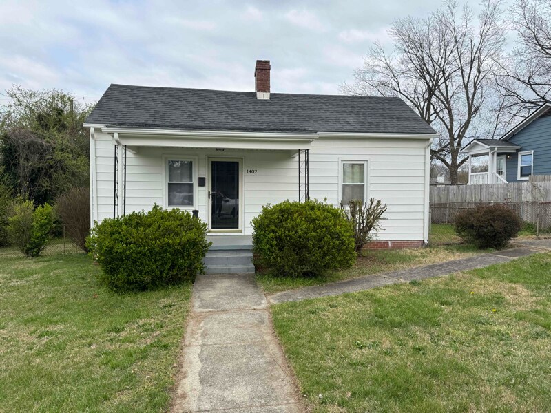 Primary Photo - 1402 Cypress St