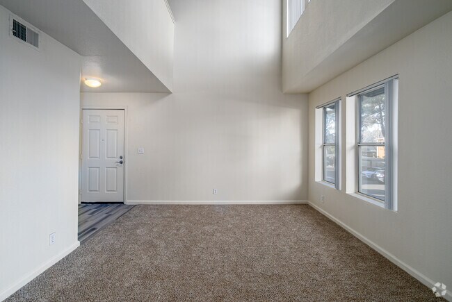 3BR, 2BA - 1.248SF - Living Room - Greystone Apartments