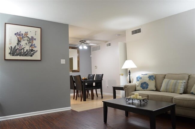 Building Photo - 2250 Bering Dr