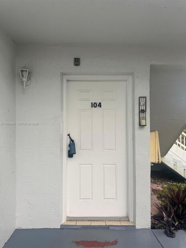 Foto del edificio - 6205 SW 131st Ct