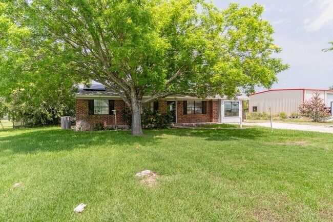 Foto del edificio - 5460 N Farm to Market Rd 973