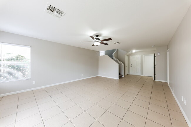 Building Photo - 11814 W Poinsettia Dr