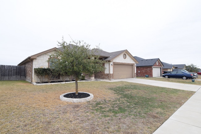 Foto del edificio - 3505 Sands Ln