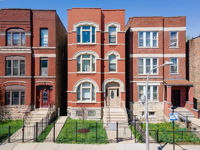 Building Photo - 1306 S Fairfield Ave