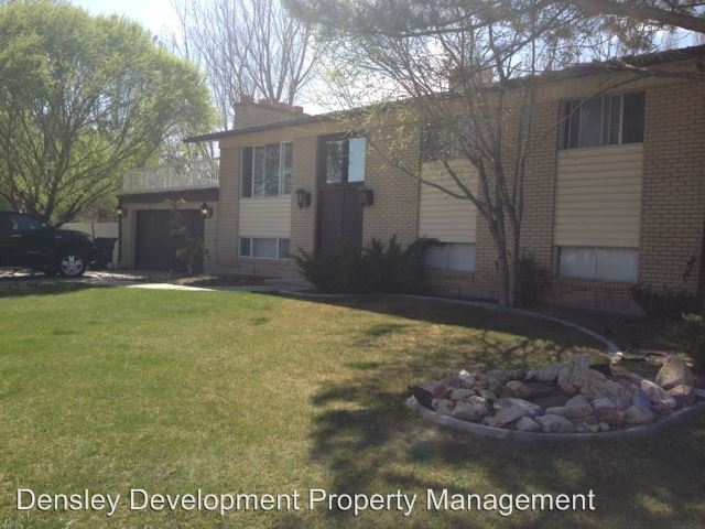 Primary Photo - 12514 Laurel Chase Dr