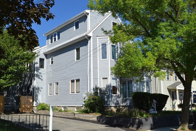 Foto del edificio - 28 Trowbridge St