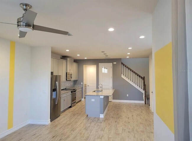 Foto del edificio - 3231 Painted Blossom Ct