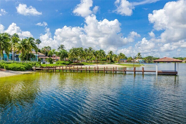 Foto del edificio - 6814 NW 107th Pl