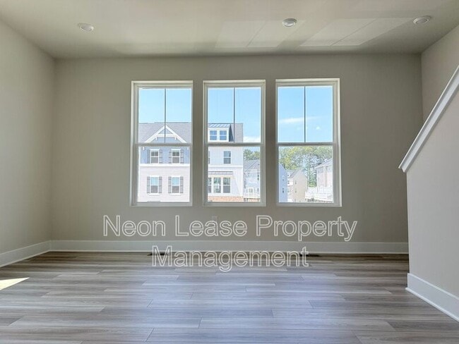 Building Photo - 29894 Bankert Dr