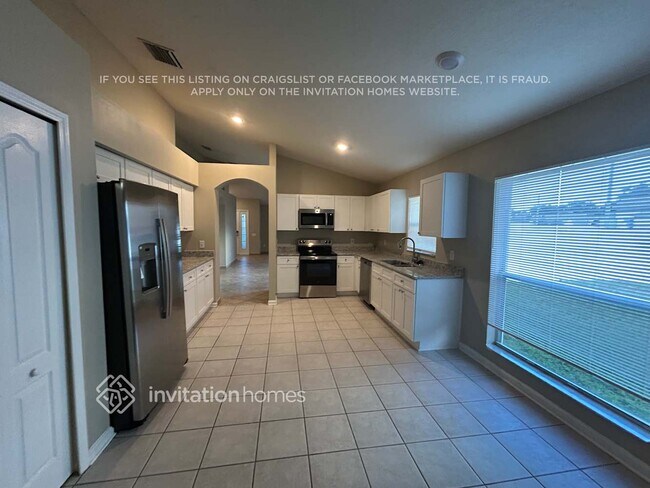 Foto del edificio - 10244 Hunters Haven Blvd