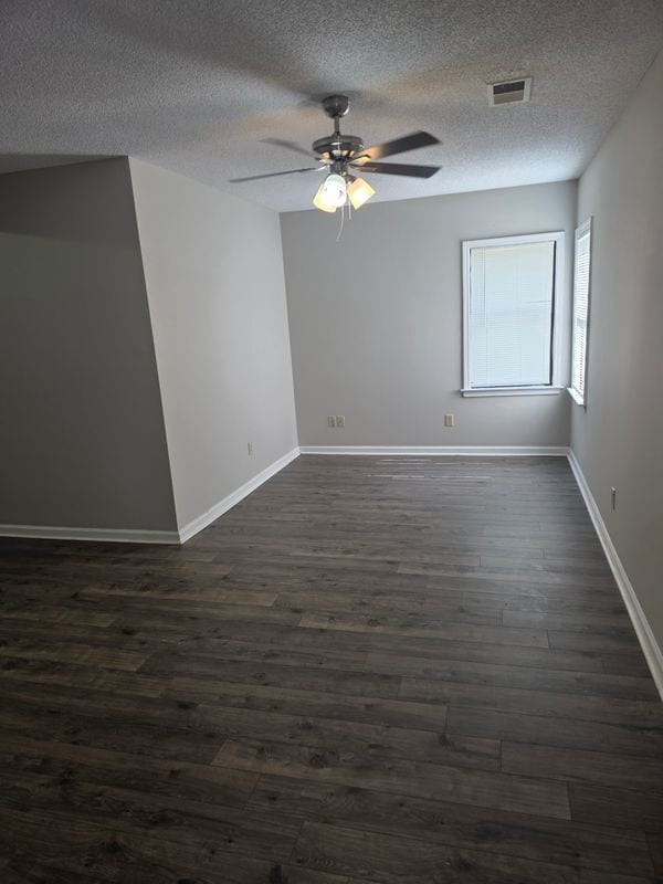 Foto del edificio - 305 Hightower St