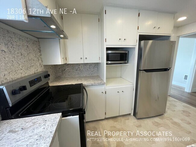 Foto del edificio - 18306 12th Ave NE