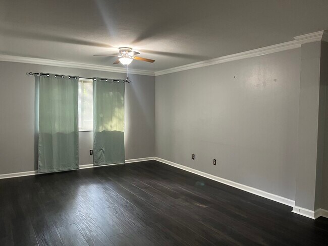 Foto del edificio - 4355 Maryland Ave