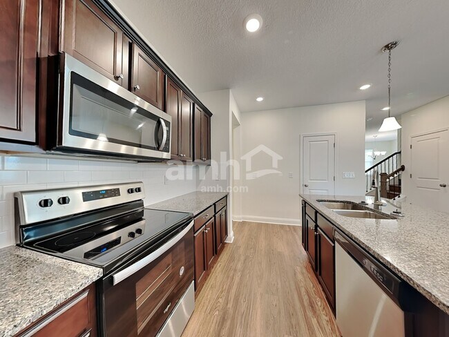 Building Photo - 2974 Hill Valley Ln