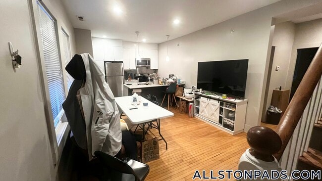 Building Photo - 23 Greylock Rd