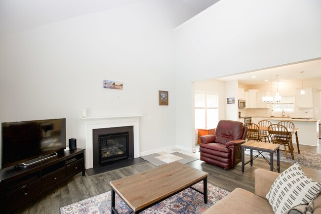 Foto del edificio - "Spacious 4 Bed, 2.5 Bath Rental in Vass, ...
