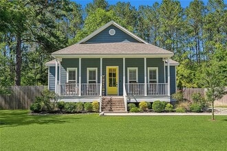 Building Photo - 12099 Jones Rd