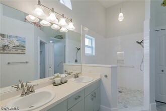 Building Photo - 8654 Mustang Dr