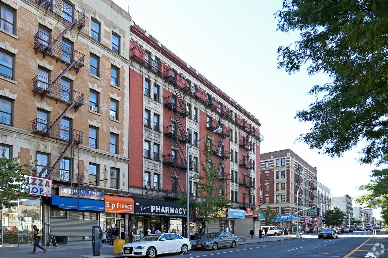Building Photo - 3580-3588 Broadway
