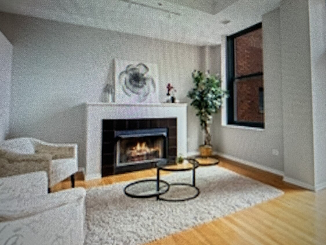 Primary Photo - 208 W Washington St