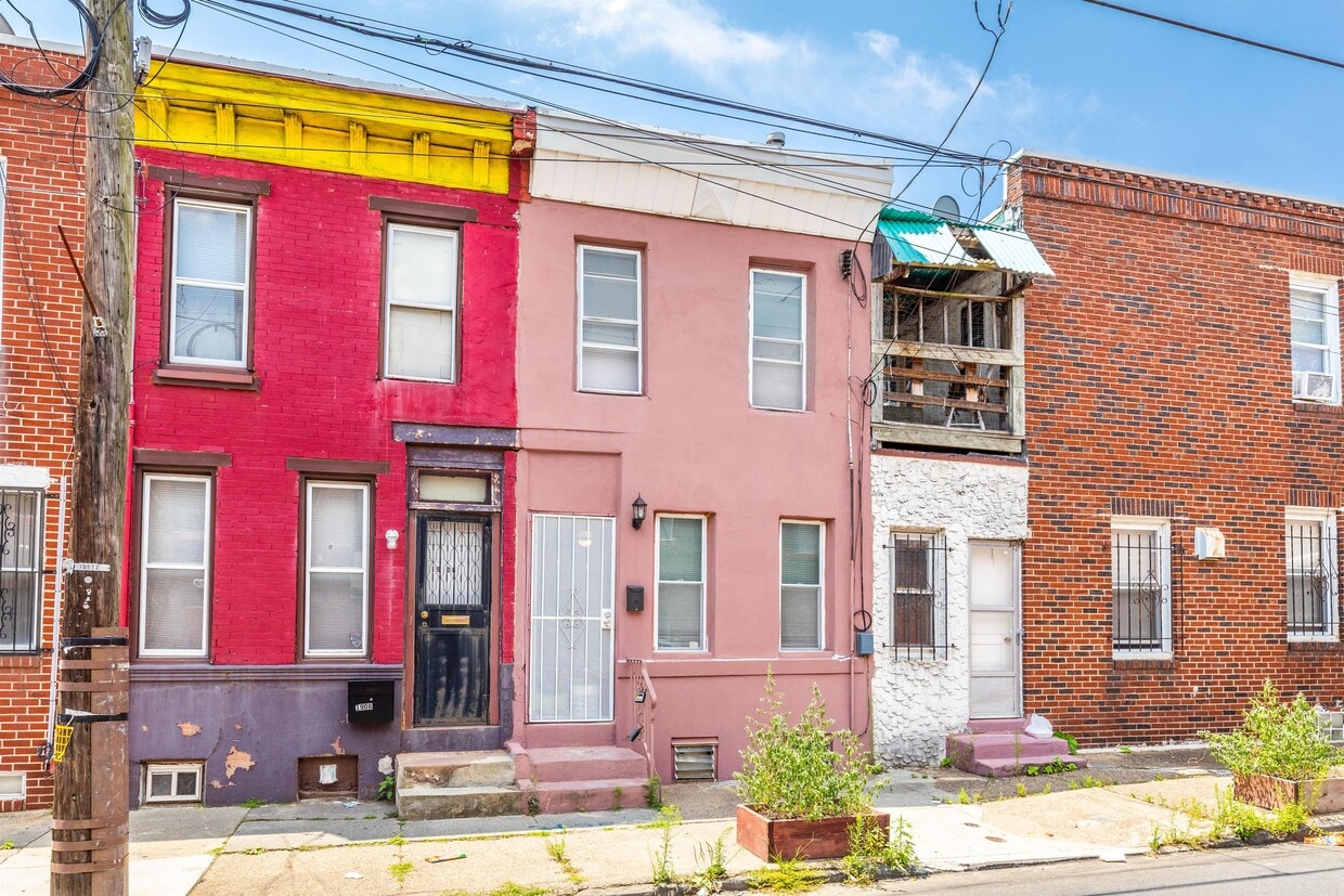 1904 E Hazzard St, Philadelphia, PA 19125 House Rental in