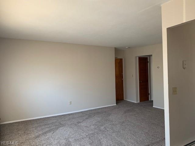 Building Photo - 1450 Riverside Dr