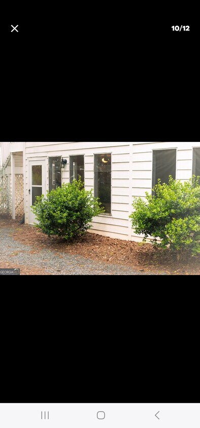 Primary Photo - 12 Intown Pl