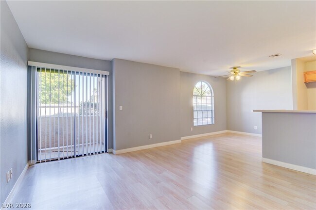 Foto del edificio - 2974 Juniper Hills Blvd