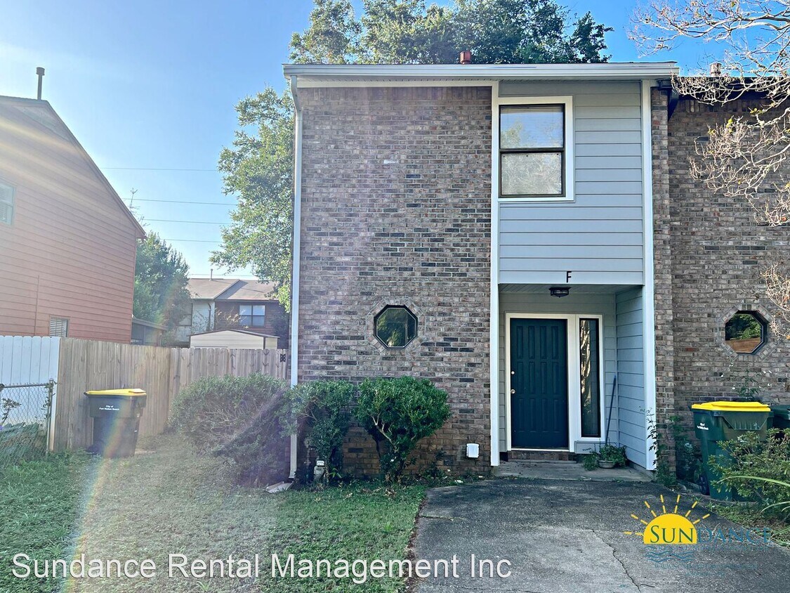 Primary Photo - 2 br, 1.5 bath House - 9-F Poulton Drive NW