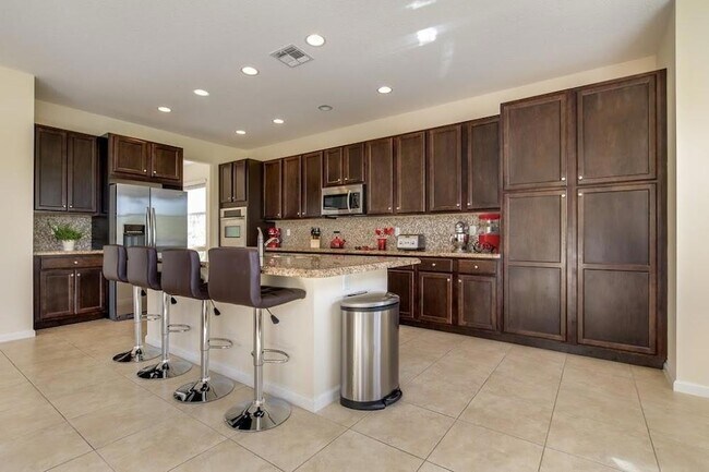 Foto del edificio - 9576 Phipps Lane