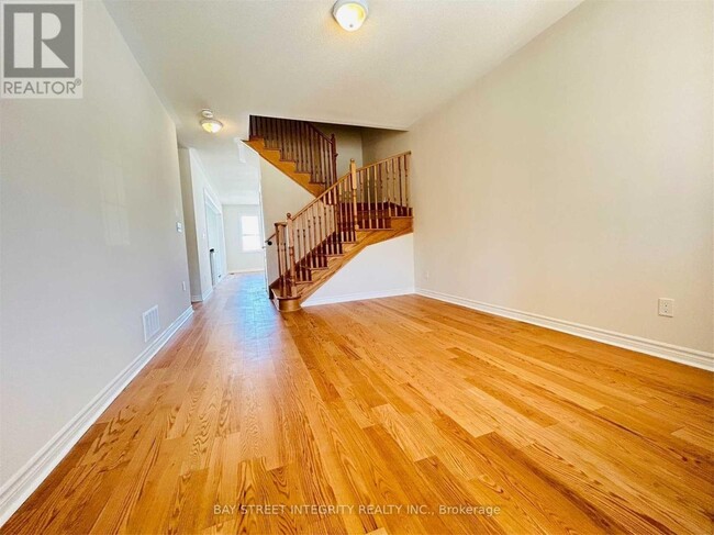 Building Photo - 1843 Fosterbrook St