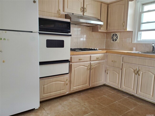 Foto del edificio - 149-50 45th Ave