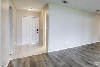 Building Photo - 904 Jarmilla Ln
