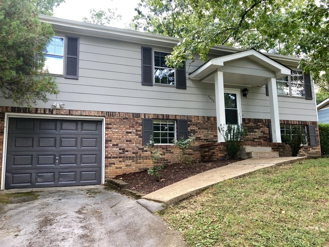 Building Photo - 4053 E Freedom Cir
