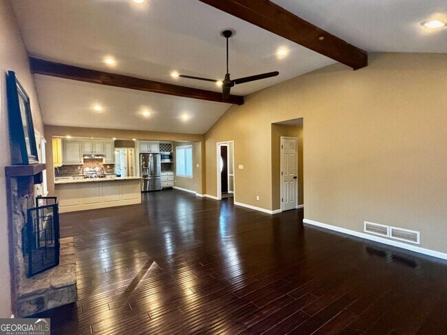 Foto del edificio - 125 Lantern Ridge Ct