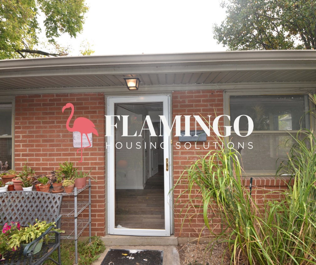 Photo - 29 Lombard Ave