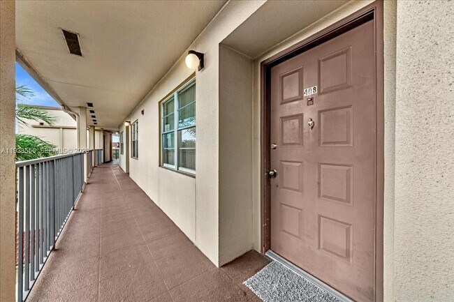 Foto del edificio - 13001 SW 11th Ct