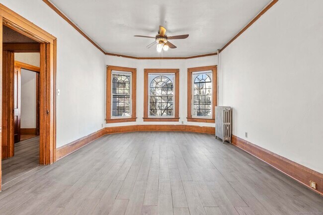 Foto del edificio - 351 Chestnut St