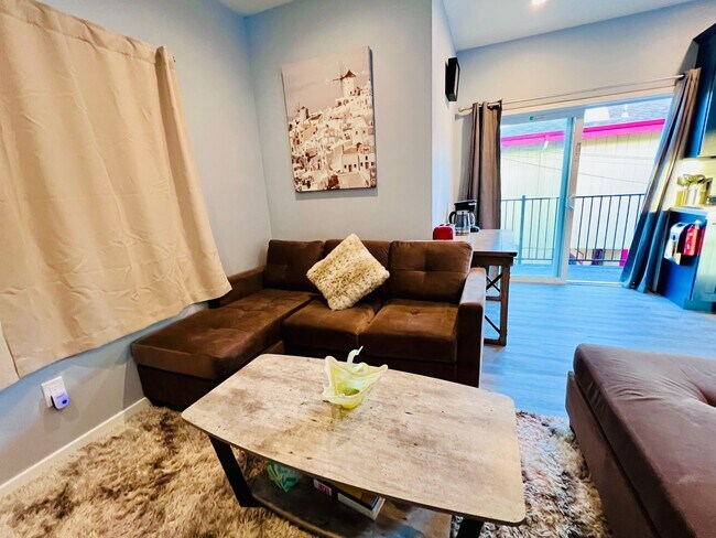 Foto del edificio - 663 1st Ln